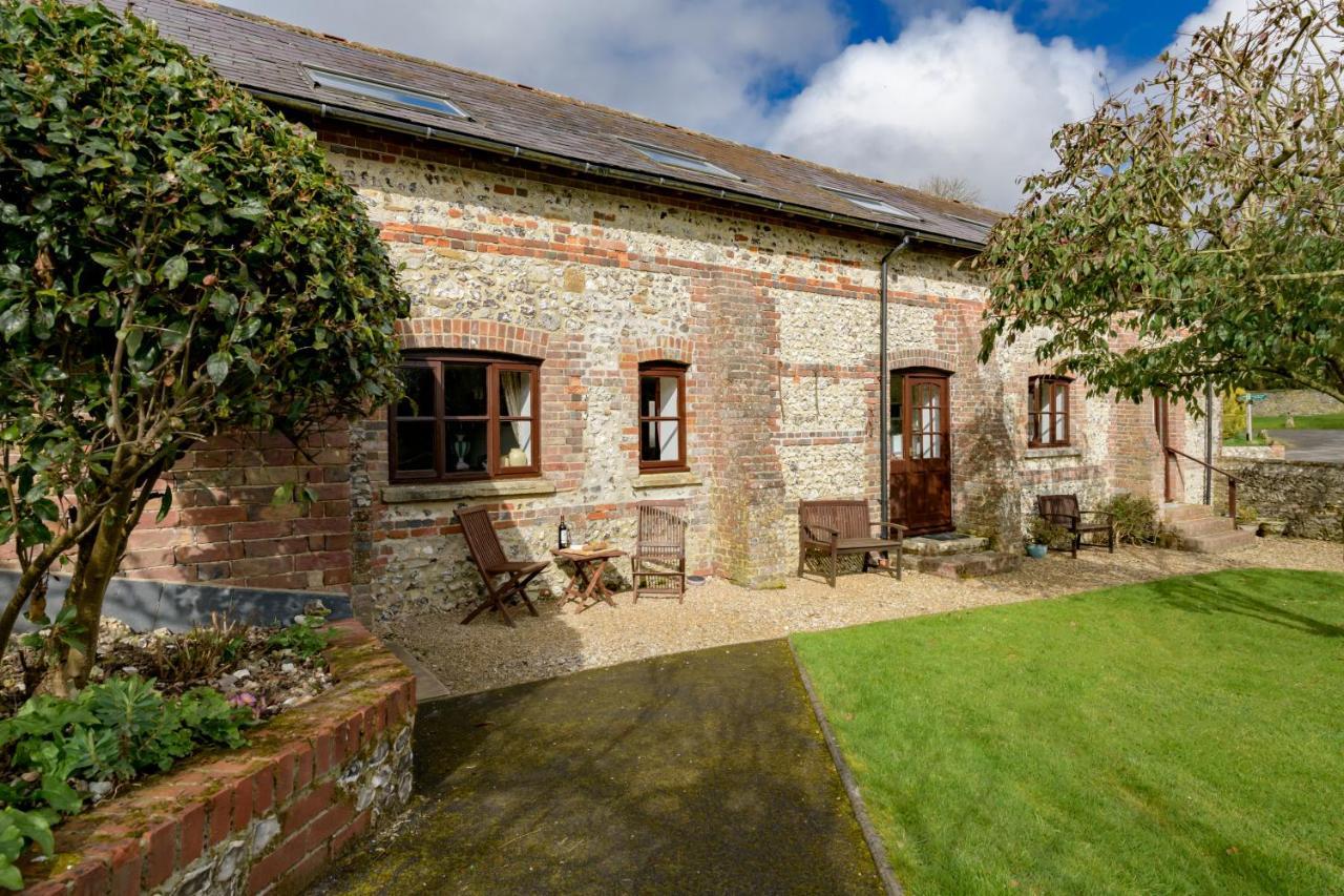 Luccombe Farm Holiday Cottages Milton Abbas Экстерьер фото