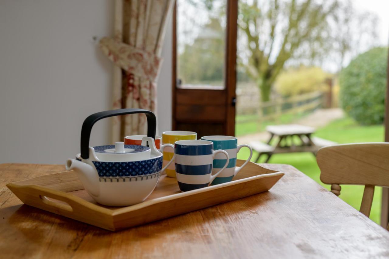 Luccombe Farm Holiday Cottages Milton Abbas Экстерьер фото