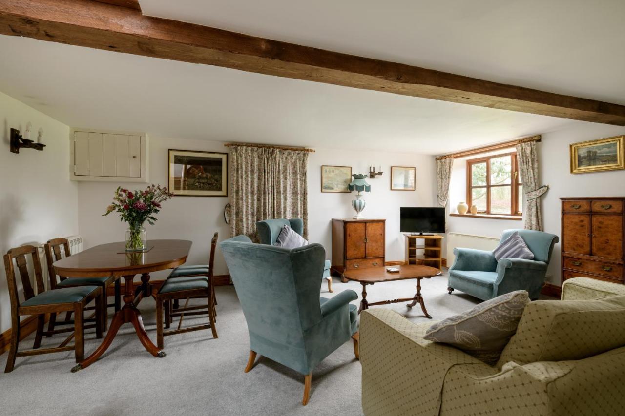 Luccombe Farm Holiday Cottages Milton Abbas Экстерьер фото